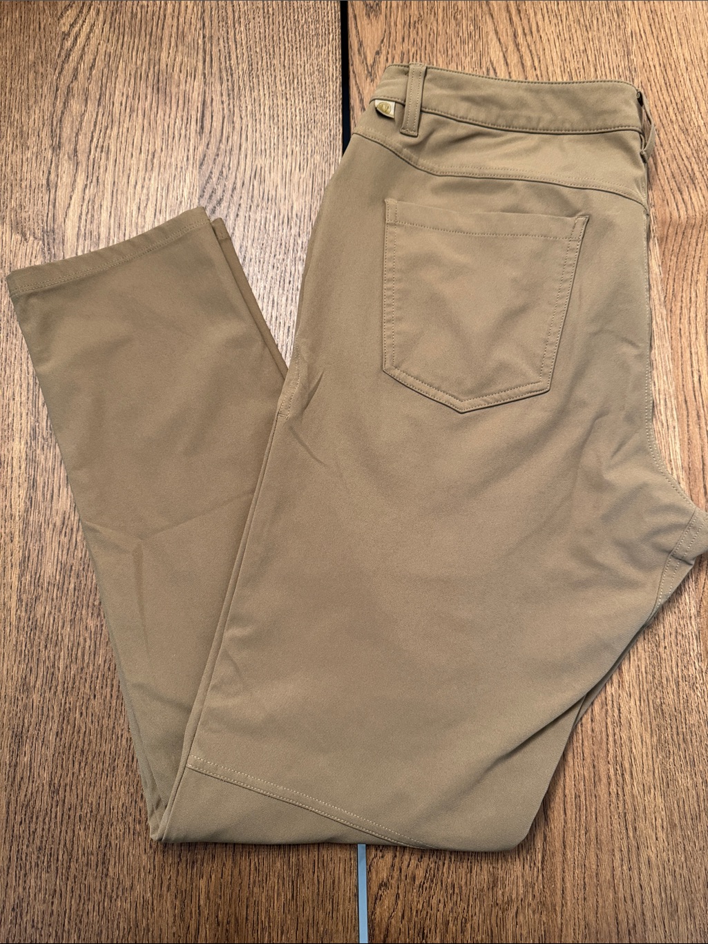 Lululemon Athletica Men's Stretch Chinos In Olive